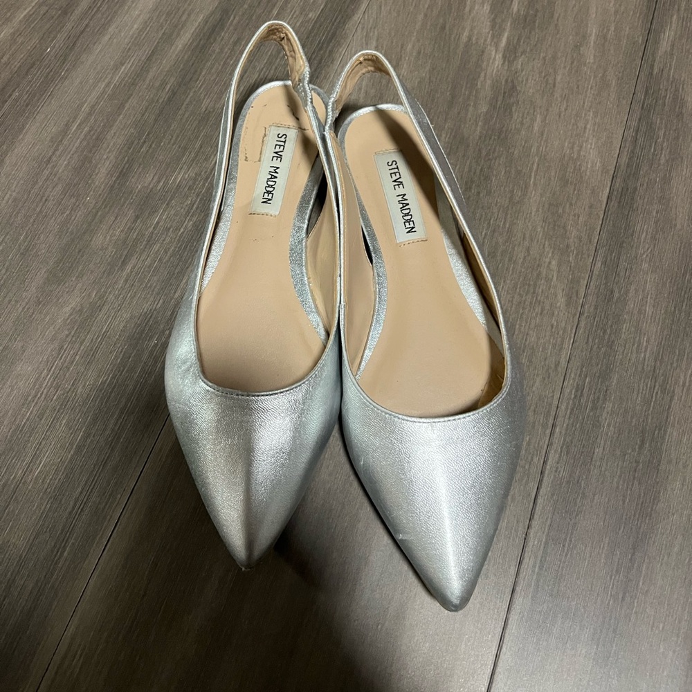 Steve Madden Silver Flats